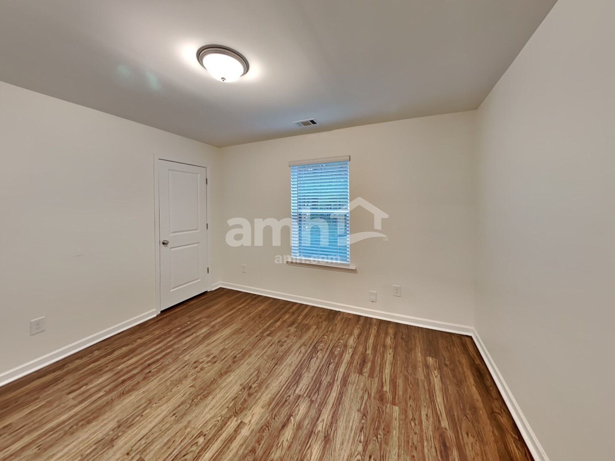 Building Photo - 32 Landsdown Xing