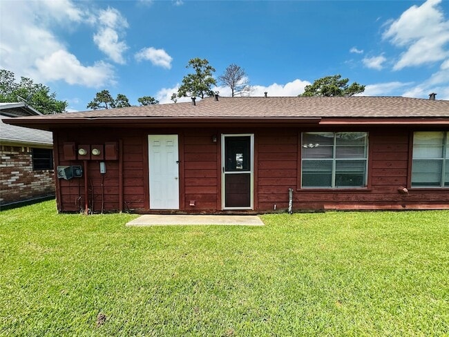 Building Photo - 1011 Mccall Ave