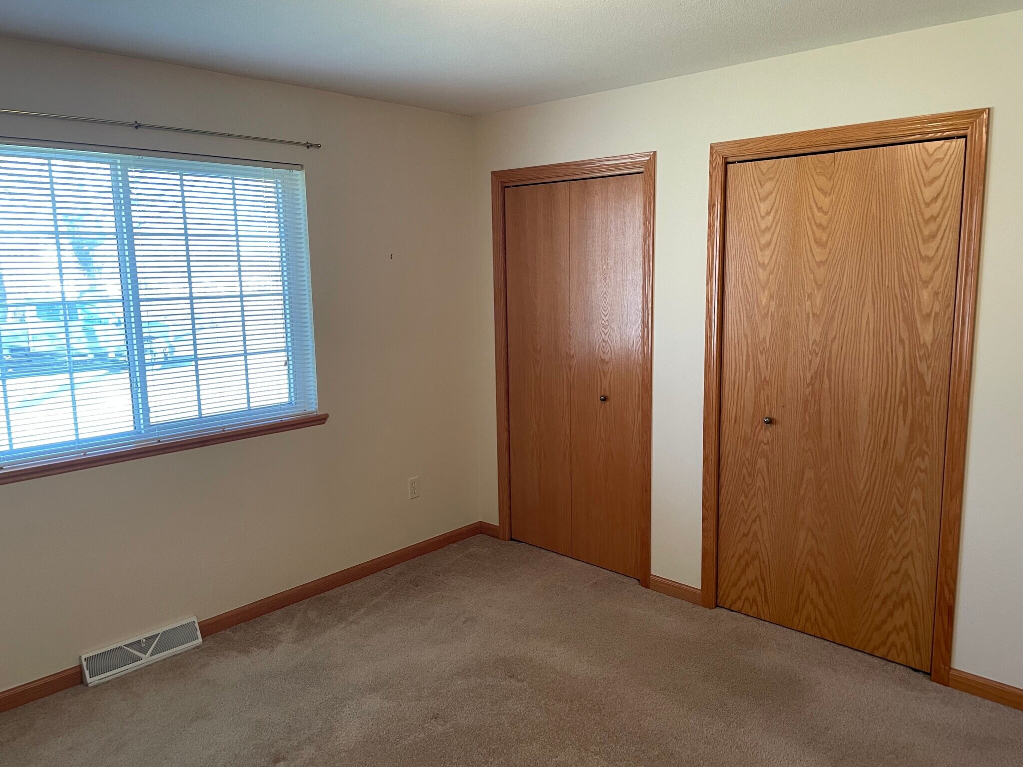 Building Photo - 508 3rd St