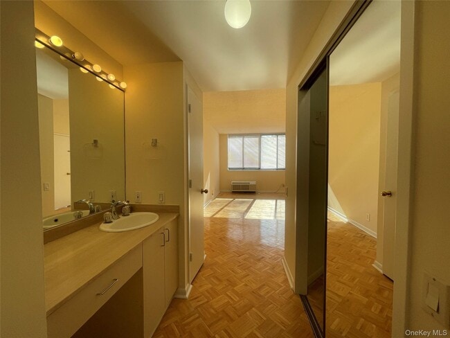 Building Photo - 50 E Hartsdale Ave