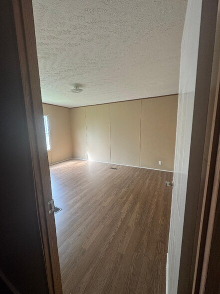 Building Photo - 6901 Mangrove Dr