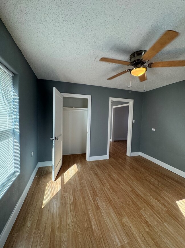 Building Photo - 1747 5th St