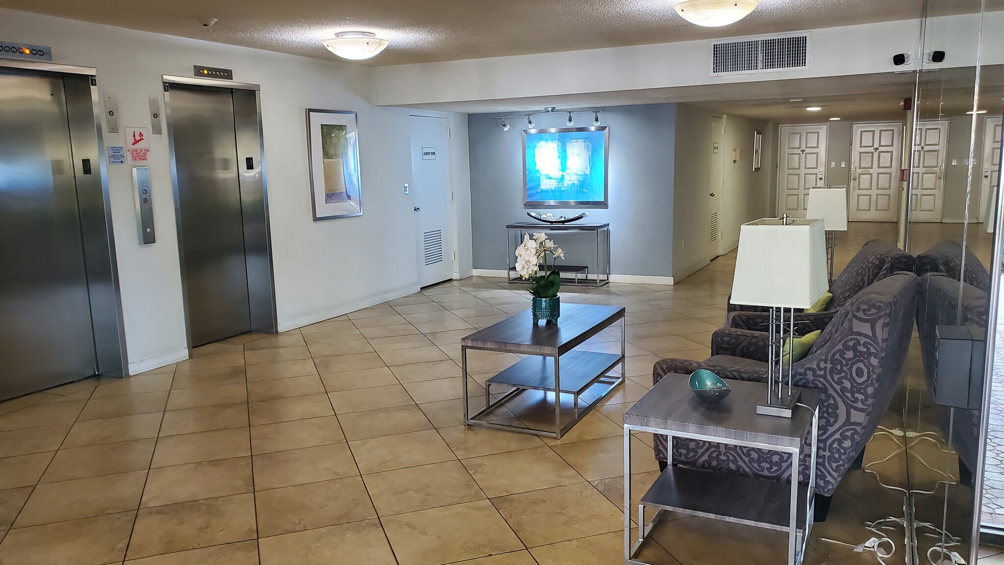 lobby - 3800 Oaks Clubhouse Dr