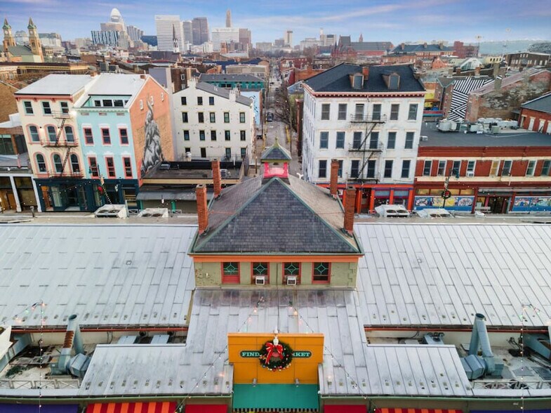 Building Photo - 111 W Elder St