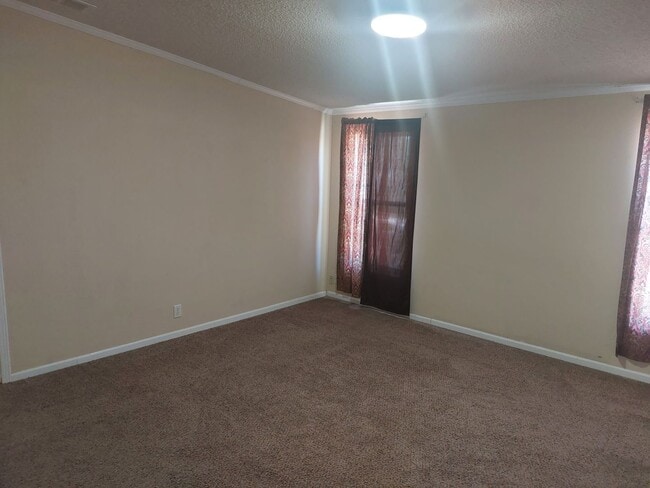 Building Photo - 4 Bedroom, 2 Bathroom Home in Moriarty, NM