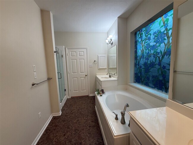 Building Photo - 12919 Deer Cove Ln