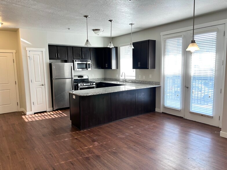 Kitchen - 3660 S 900 E