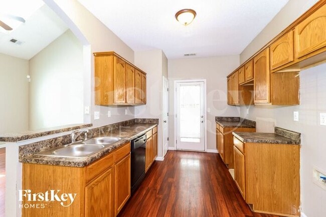 Building Photo - 9108 Cinderhill Cove W