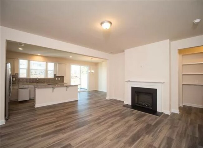 Building Photo - 5848 Clan MacLaine Dr