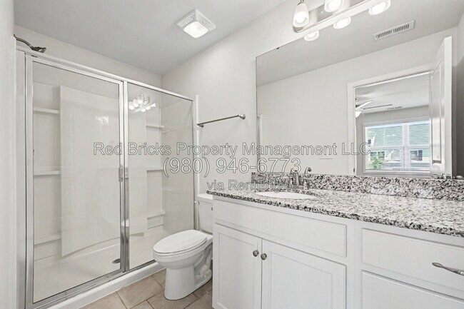 Building Photo - 3914 Townes Blvd