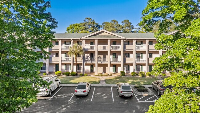 Building Photo - 562 Blue Stem Dr