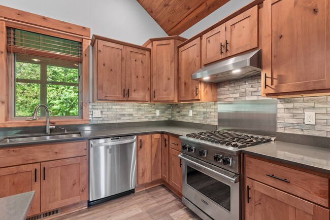 Building Photo - 357 ODonnell Dr