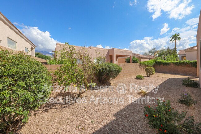 Building Photo - 7427 E Placita Rio Cabo