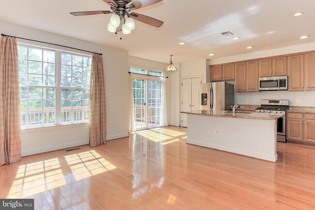 Building Photo - 146 Herndon Mill Cir