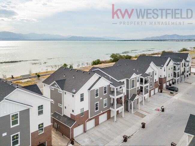 Building Photo - 752 N 260 W