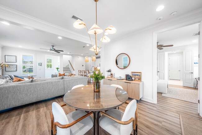 Building Photo - 229 Windrow Way