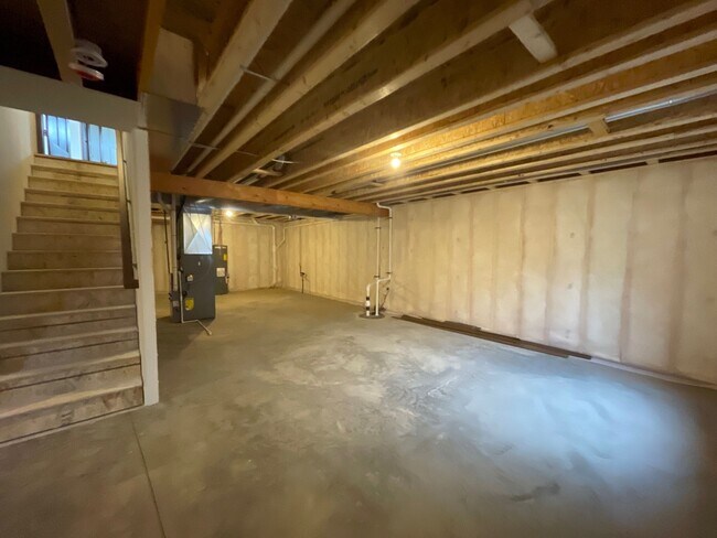 Building Photo - 1005 Morning Star Ln