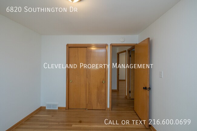 Building Photo - 6820 Southington Dr