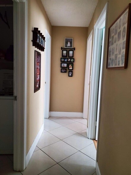 Building Photo - 9820 NW 24th St