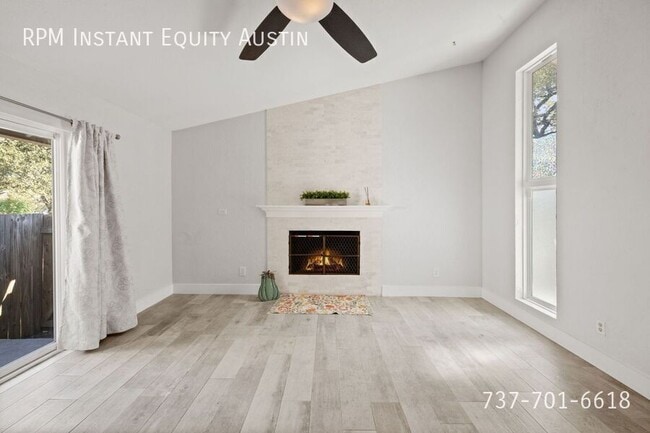 Building Photo - 8110 Ceberry Dr