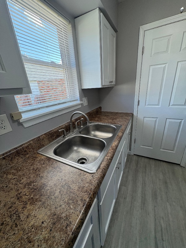 Building Photo - 215 Snead Dr