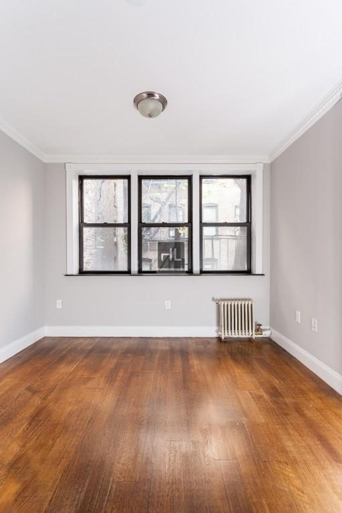 Building Photo - E 26TH ST.