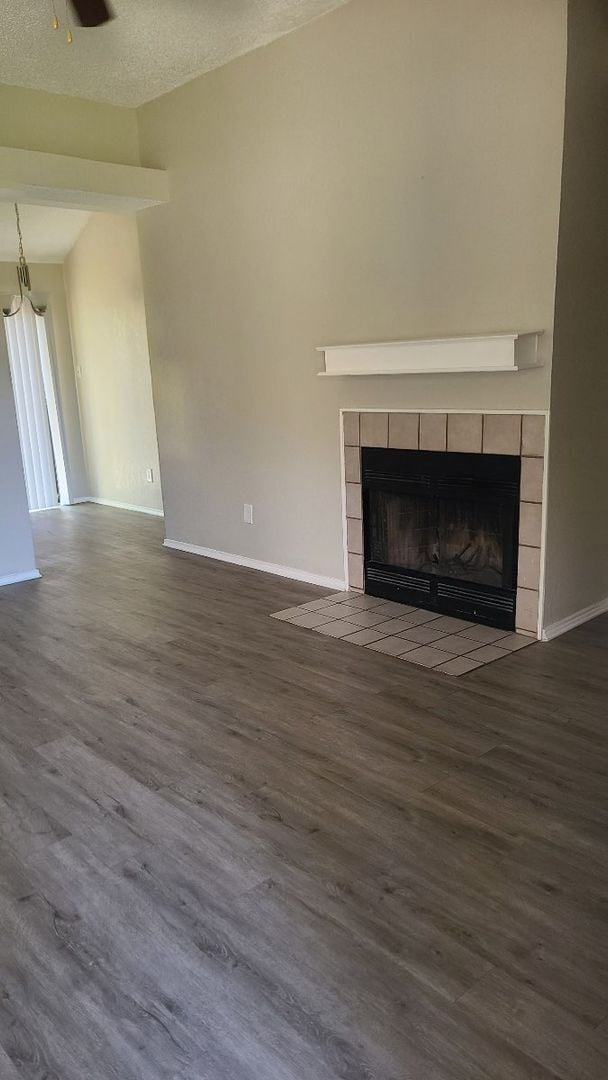 Building Photo - Duplex in Ft Worth