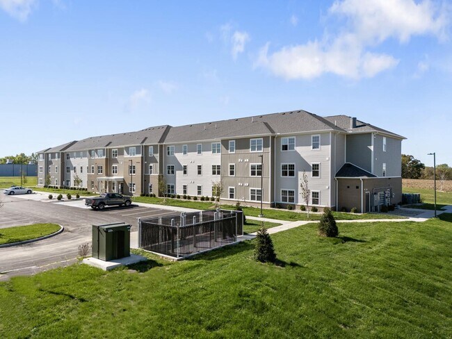 Building Photo - Hemming Crossing