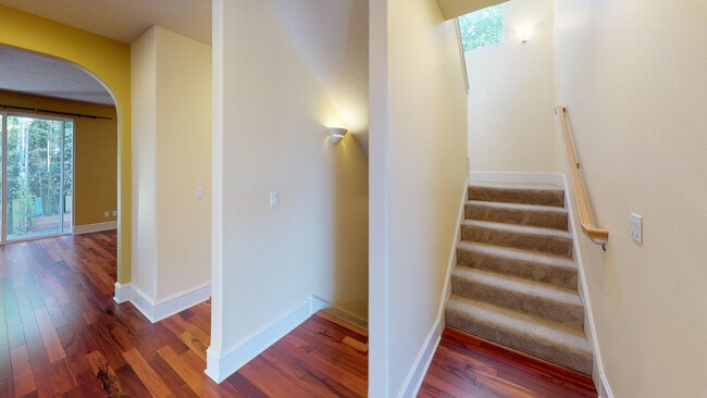Building Photo - BETHANY LUXURY HOME! NO MOVE-IN DEPOSIT wi...