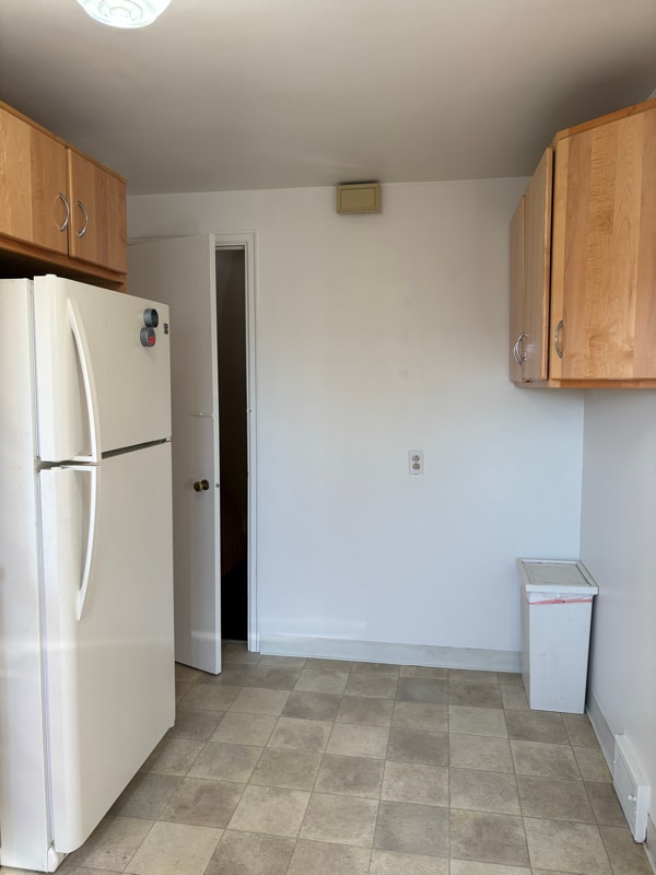 Building Photo - 6318 Glenview Pl