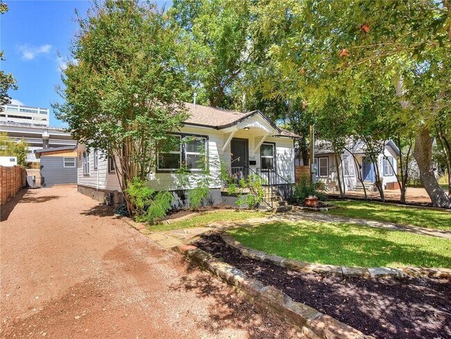 Building Photo - 3304 Robinson Ave