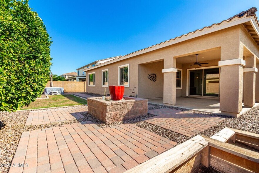 Primary Photo - 21004 E Sunset Dr