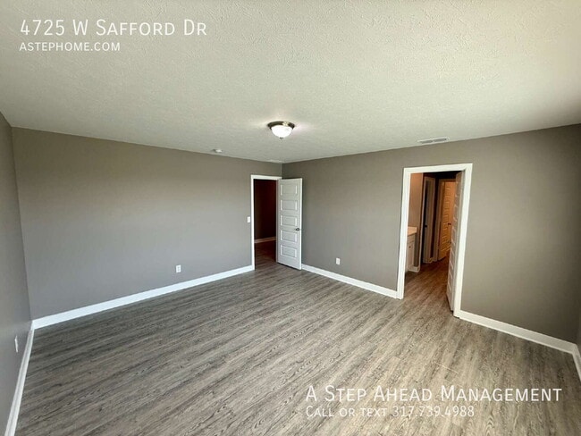 Building Photo - 4725 W Safford Dr
