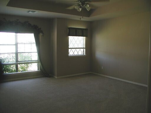 Building Photo - Gated Community with Pool, Park & Pond - Edmond North Schools