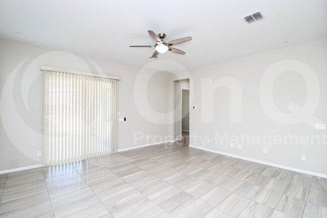 Building Photo - 106 N Bay Dr