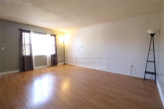 Building Photo - 746 McDougall Ct