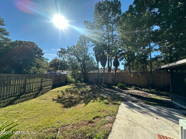 Building Photo - 7042 Prestwick Cir S