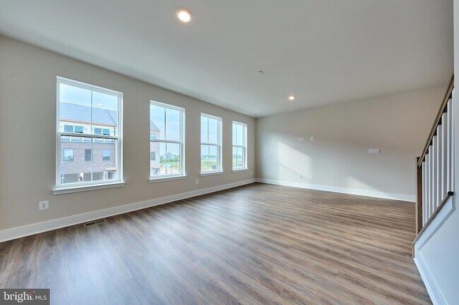 Building Photo - 11323 Hypatia Lp
