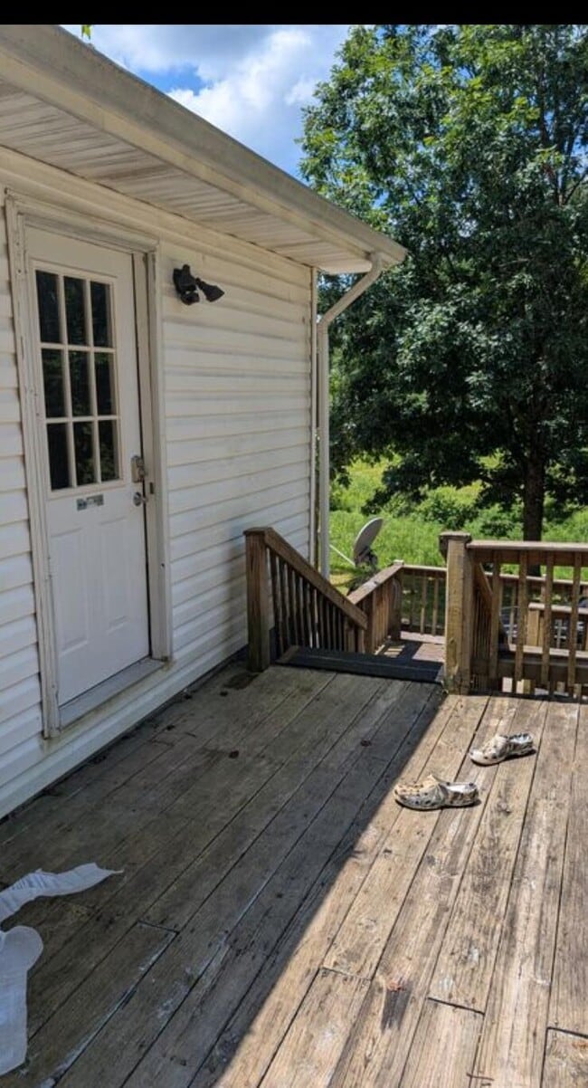 Building Photo - 56 Sand Lick Rd