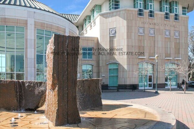 Building Photo - Newly Built, Never Lived in 2bed 1 bath Unit For Rent