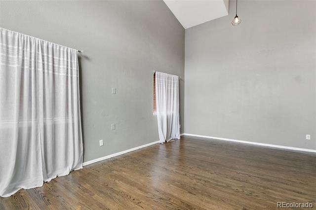 Building Photo - 2510 Brenton Dr