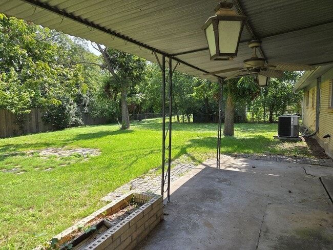 Building Photo - 3/2 Home in Robinson ISD