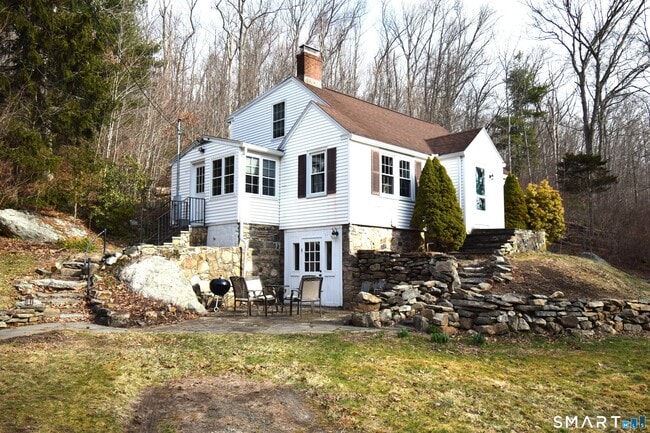Building Photo - 2203 Durham Rd