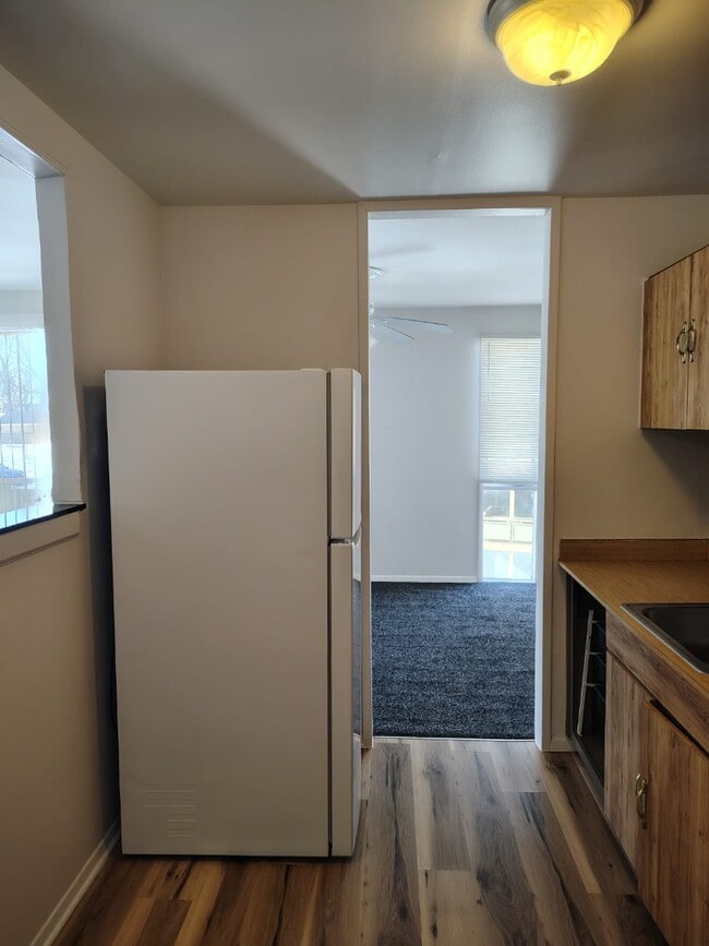 Building Photo - Beautiful and Spacious 2 Bedroom Apartment for Rent!