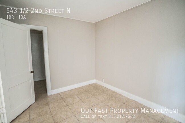 Building Photo - 543 2nd St N