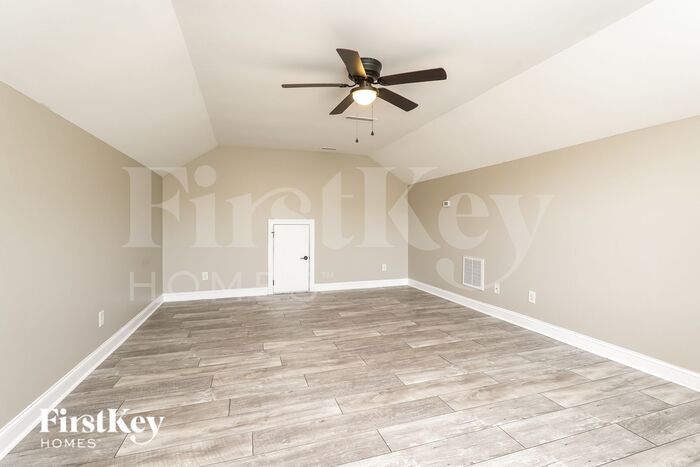 Building Photo - 116 Wintergreen Ct