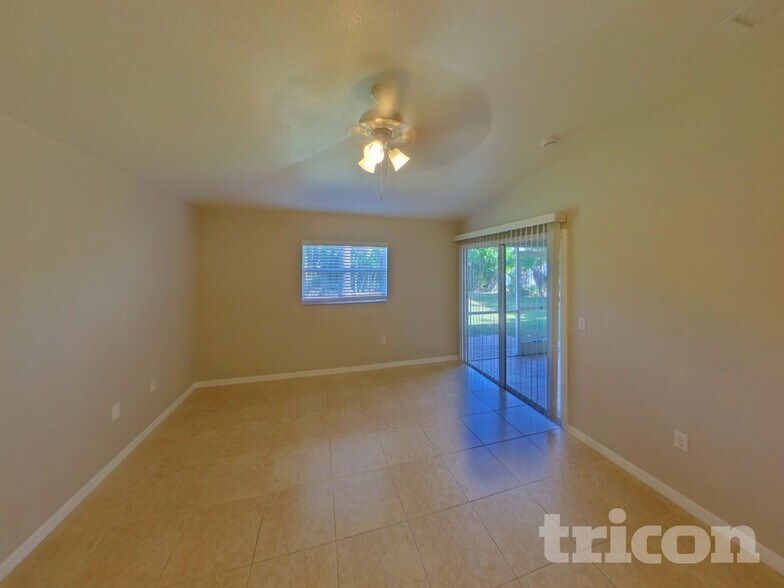 Building Photo - 184 Jennifer Dr