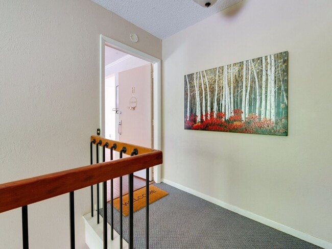 Building Photo - Check out this amazingly located 3 bed/2 b...