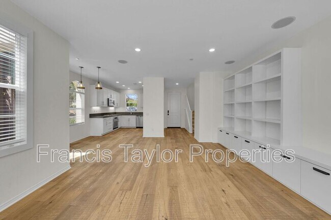 Building Photo - 3615 Glen Ave