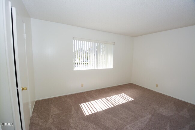 Building Photo - 1202 Portola Rd